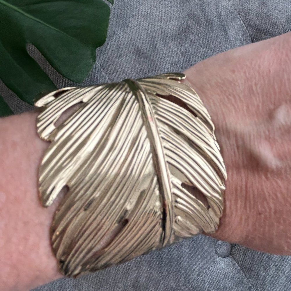Feather Bangle - Picture 3 of 8